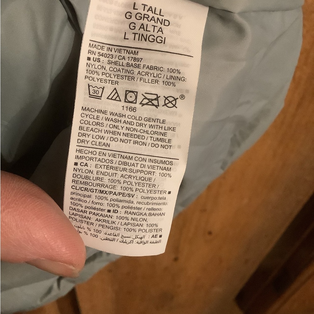 Puffer vest -Old Navy - Picture 5 of 6